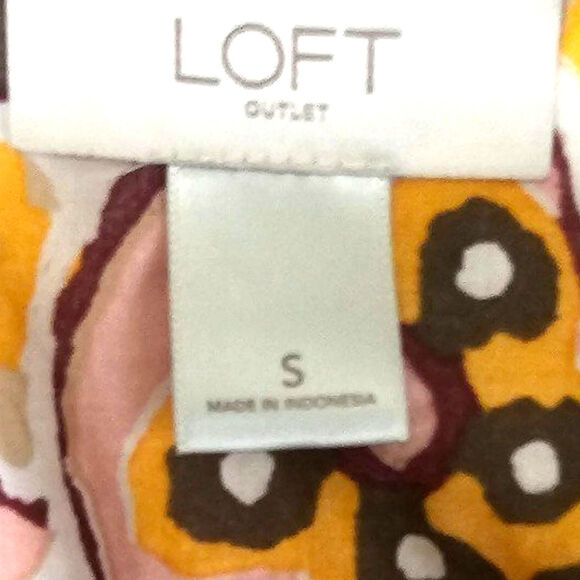 LOFT Outlet Womens Top Sz S Pink Floral Tropical Long Sleeve button up Blouse - Picture 6 of 7